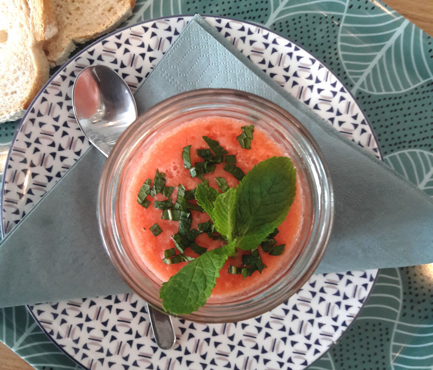 You are currently viewing Gaspacho de tomates à la menthe